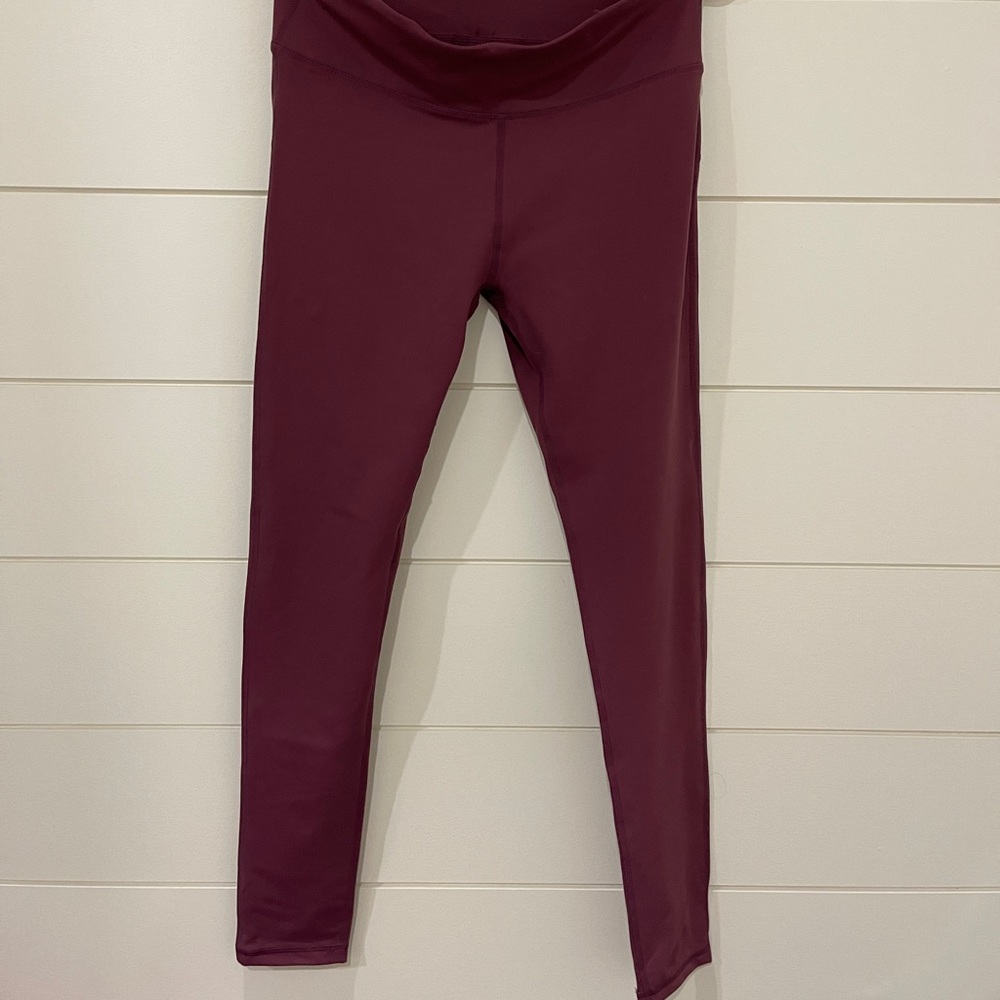 Fabletics Tights- Burgundy